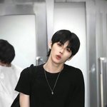 너네 >특이한< 이상형 있냐?