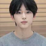 '새초롬'<b>이란</b> 단어를 의인화하면?