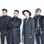 완전체로 7년 재계약에 성공한 아이돌들