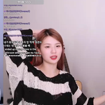 [스트리머] 이쁘노 치<b>치직</b> vs 트위치tv