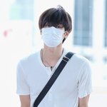 이 사진 나의 완벽한 이상형 그<b>자체</b>임