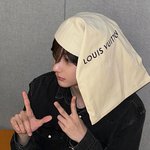 근데 남돌들 유난히 서로 <b>스킨</b>쉽 많지않냐