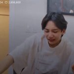 세븐틴 정한 라이브에서 휘청거리는데