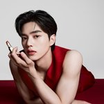 <b>송강</b> X 바비브라운 일본 광고