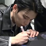 밤이 되었습니다 <b>고경</b>준역 아는사람