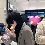 박성훈 방금 백화점 목격담 떴는데