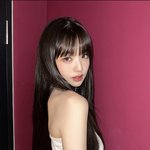 장원영 앞머리자르니까 뭔가..