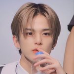 이거 대체 어떤 <b>남돌임</b>?