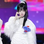 <b>설윤</b> 개이쁨