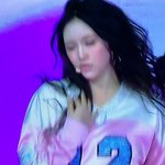 뉴진스 <b>혜인</b> 옷에 12써있는데 12년생임?