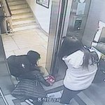 심폐소생술로 이웃 살린 10대 자매