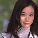 근데 조이는 겨울쿨톤인데