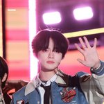 볼 한 번만 찔러봐도 될까 (남돌 <b>ver</b>.)