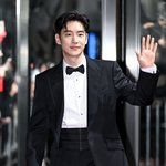 <b>SBS</b> 연기대상 이제훈 레드카펫