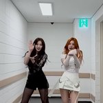 <b>지젤</b> 몸매 ㄹㅇ 어케했냐