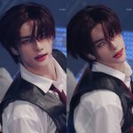 <b>현진</b> 원래 삼백안이야?