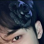 이 사람 누군지 맞혀<b>보삼</b>