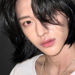 <b>와나</b>방금 우리반 반톡에 내 셀카 올릴뻔