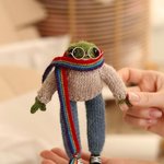 패셔니스타 <b>뜨개</b>구리 등장!