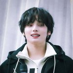 <b>첫사진</b>부터 바로 저장해버렸잖아