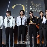 “떡잎부터 다른 5세대 라이벌” 신인상→ 본상 2관왕 제로베이스원...