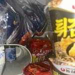 엄마몰래라면끓이기<b>ing</b>중인20살