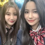 솔직히 위클리 <b>지한</b> ㅈㄴ 이쁘지 않냐