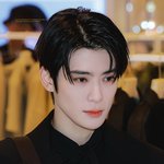 에베레스트 <b>저리</b> 가라 할 콧대의 남돌