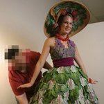 <b>채소</b>로 한 땀 한 땀 만든 드레스