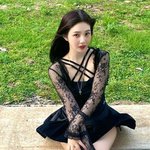 [댓글부탁해] 크러쉬' 레드벨벳 조이, 앉아서도 S라인 몸매..매혹적인...