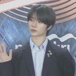 [<b>TXT</b>] 얘들아 규야 머리 잘랐어