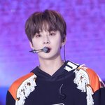 [댓글부탁해] 강아지상 남돌하면 누구 생각남?