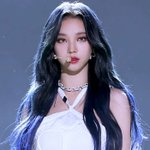 난 카리나 이때가 제일 좋고 제일 예쁜 것 같움..