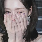 <b>윈터</b> 네일 ㅈㄴ이뻐서 손민수할거임