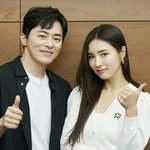 '세작, <b>매혹</b>된 자들' 조정석X신세경, 첫만남 스틸 공개