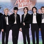 골든디스크 <b>참석</b>한 남돌 레드카펫 기사사진