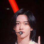 오늘자 라이즈 원빈 이효리의 레드카펫 <b>직찍</b>
