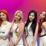 <b>류진</b> 사진 왜저렇게 나옴