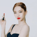 <b>카리나</b> 데뷔<b>전</b> 모델같지 않음?