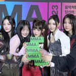 민지 <b>왼쪽</b>얼굴