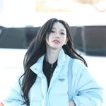 오늘 카리나 출국 착장 보니까