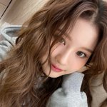 설윤은 퍼스널<b>컬러</b> 뭐임?