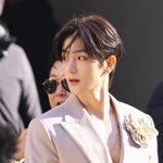 돌채앤가바나<b>쇼</b> <b>참석</b>한 더보이즈 현재 비주얼