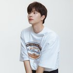 너네가 이 <b>얼굴</b>을 못보고 죽는다면 <b>개</b>억울할듯