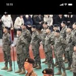 방탄 뷔랑 알엠 최<b>정예</b> 훈련병 뽑혀서 나란히 서있는 것 좀 봐