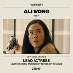 사람들'로 에미 역사상 첫 아시아계 여우주연상을 받게된 <b>앨리</b> 웡