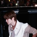 라이즈 <b>성찬</b> 루이비통쇼 대박이네
