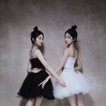 허윤진 카즈하 <b>샤인</b>즈인데