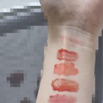 가지고 있는 립 전부 <b>발색</b>해봄