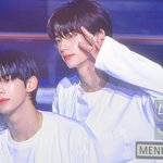 아니 투어스 멤버들 왤케 .....